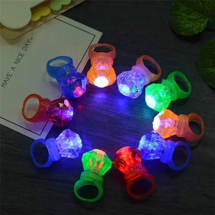 Plastic Diamond Shape Led Finger Ring Led Light Up Flashing Finger