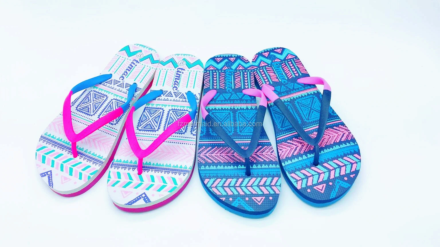 2024 New Fashion Africa Flip Flop Pvc Upper Beach Shoes for Women, Low Price Slipper