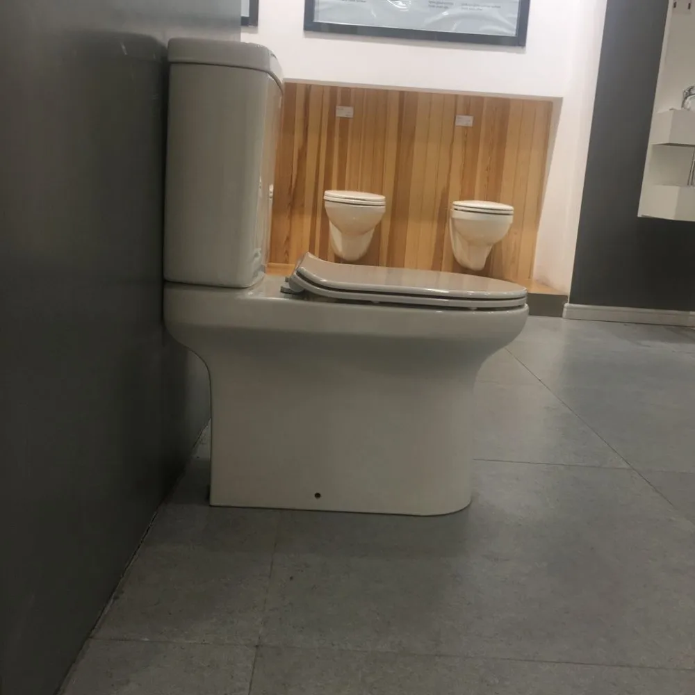 Huida Sanitary Ware Bathroom Two Piece Ptrap Washdown Toilet Gravuty