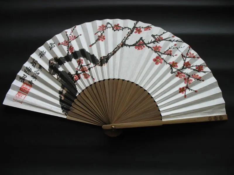 folding-bamboo-fan-with-Korean-traditional-painting.jpg