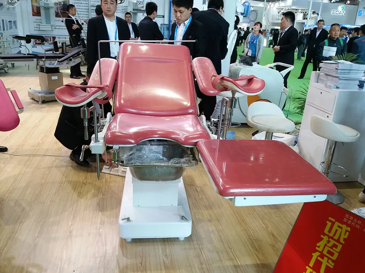 High quality electric mobile gynecology obstetric examination bed in hospital