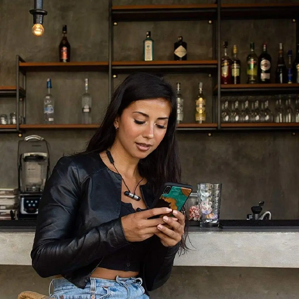 New Wooden Resin Epoxy Phone Mobile Case Phone Case Accessories for iPhone 8