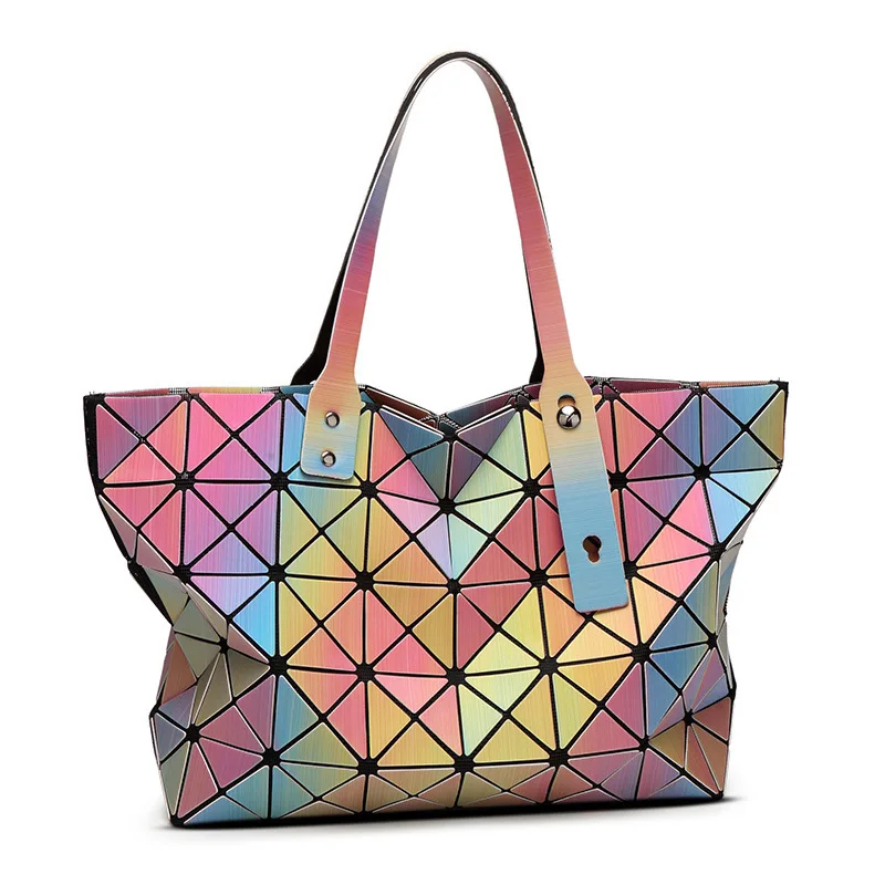 Geometric fashion lattice bag