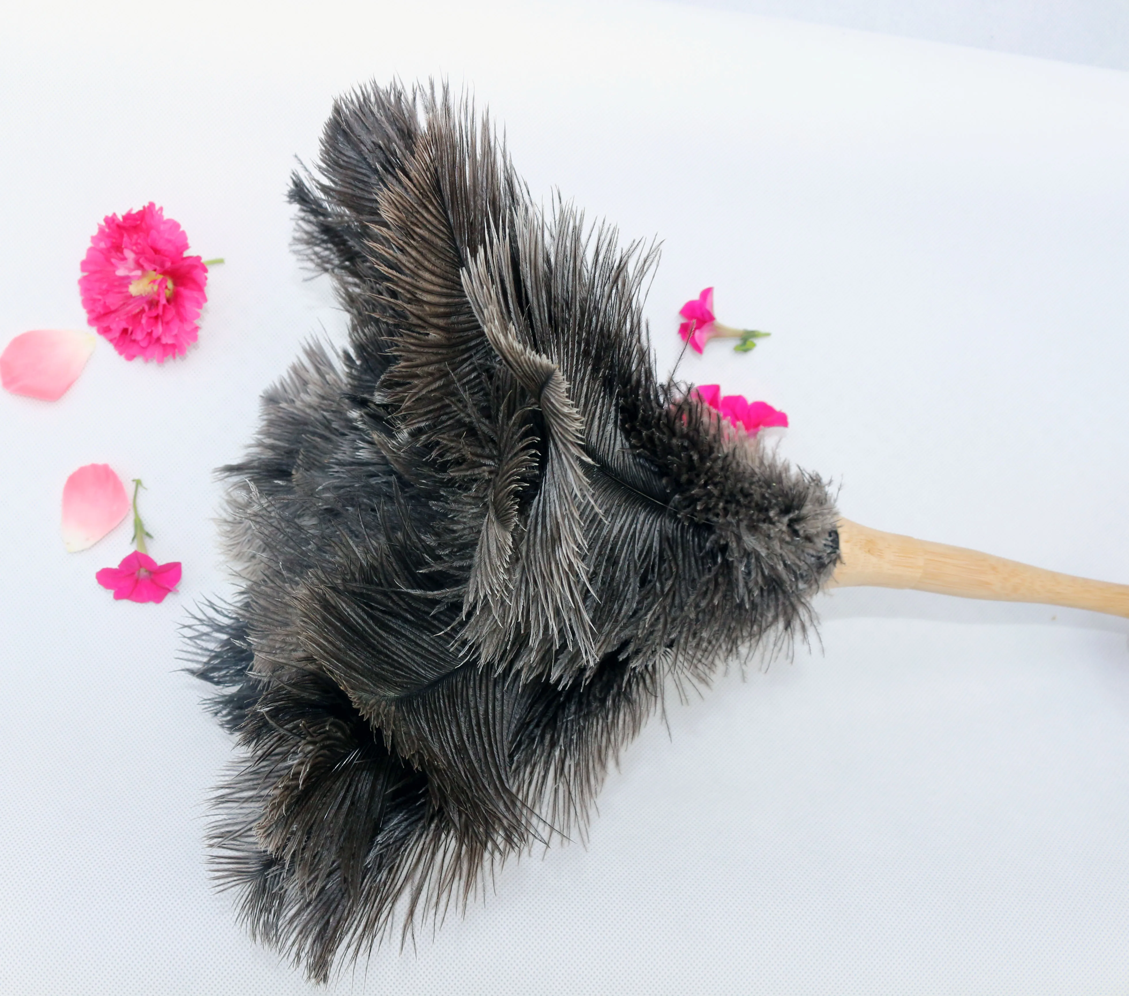 factory suppliers high quality ostrich feather duster