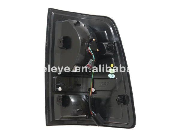 Feu Arrière LED Gauche Pour Dodge RAM 2011 à 2024 – Neuf, Compatible Nombreux Modèles