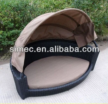 outdoor dog bed