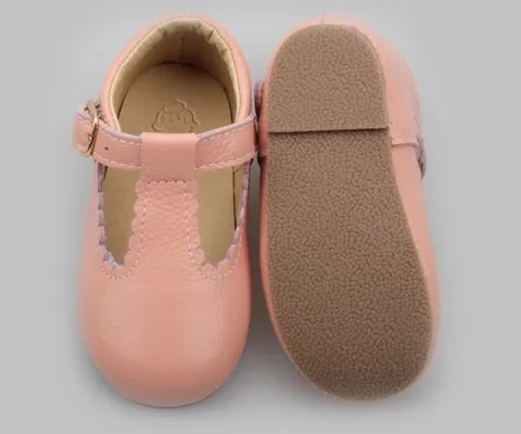 toddler shoes with logo
