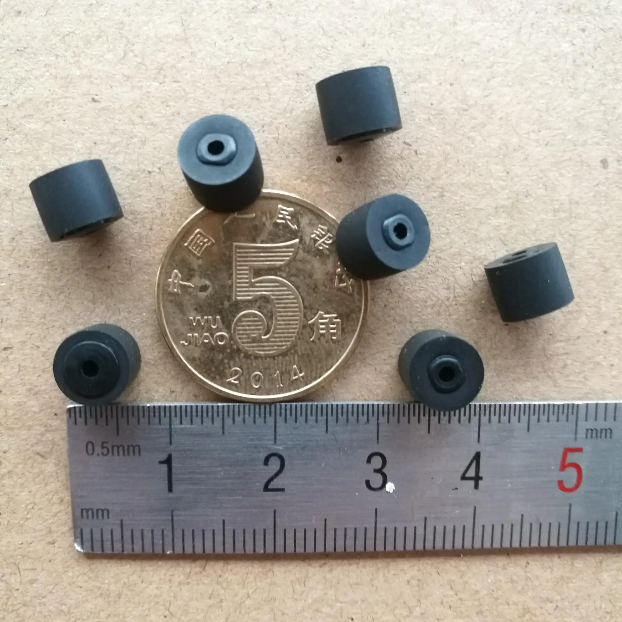 7mm*6*1.5mm walkman recorder pinch roller