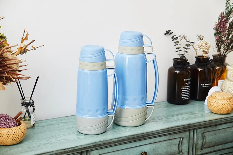 Pp Body Thermos Glass Refill Vacuum Flask With 3 Cups Buy Vacuum