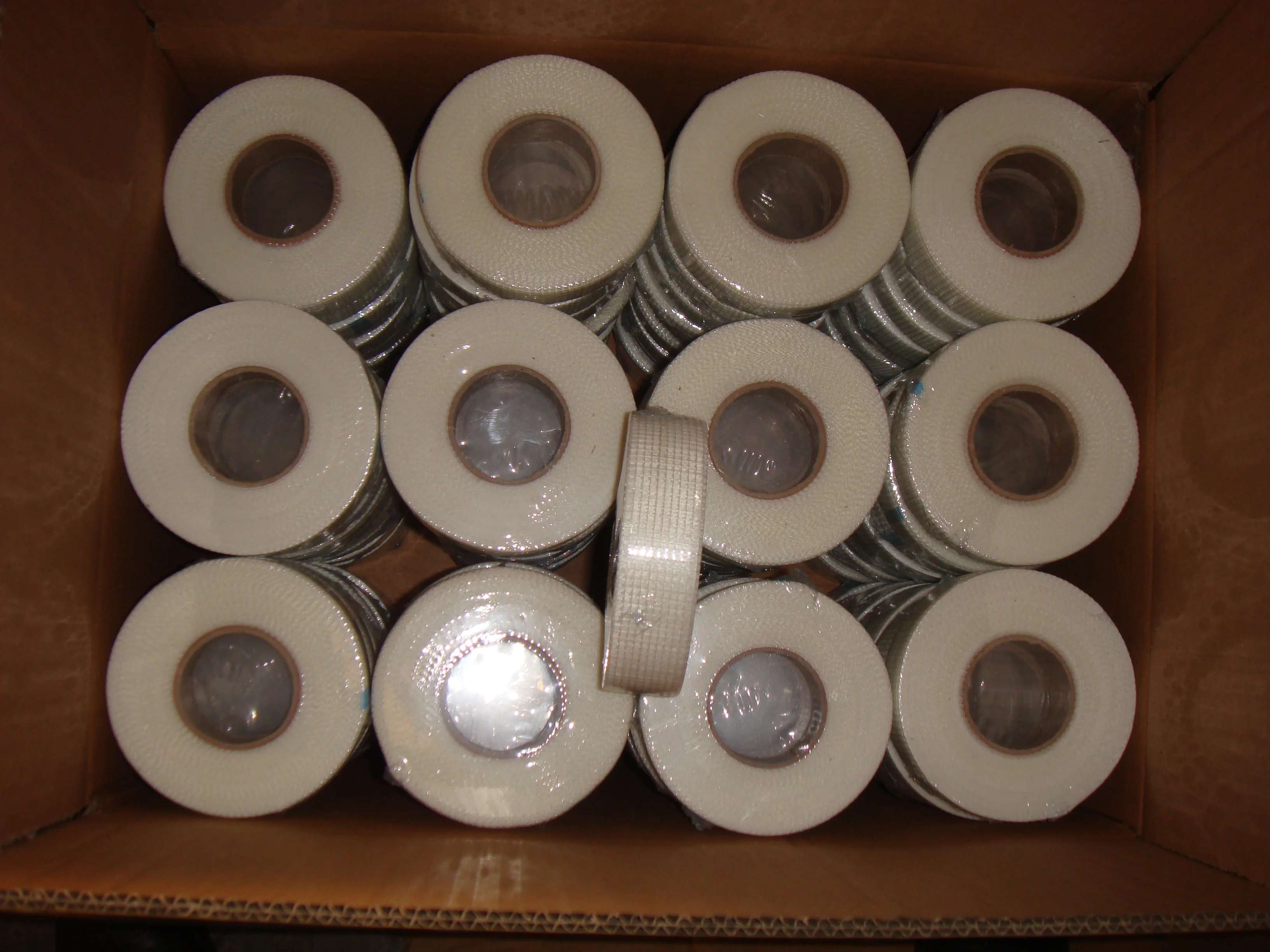 Alkali Resistant Selfadhesive Fiberglass Mesh Tape/fiberglass Drywall Tape/fiberglass Mesh