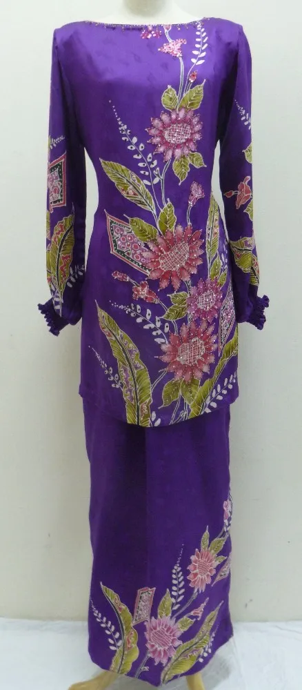 15 Fesyen Baju Kurung Corak Batik, Inspirasi Top!
