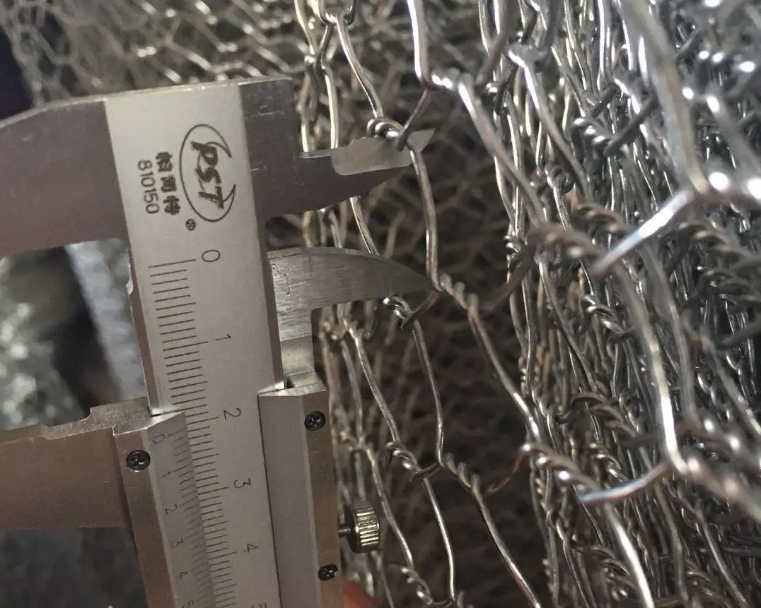 hexagonal wire mesh size 4.jpg