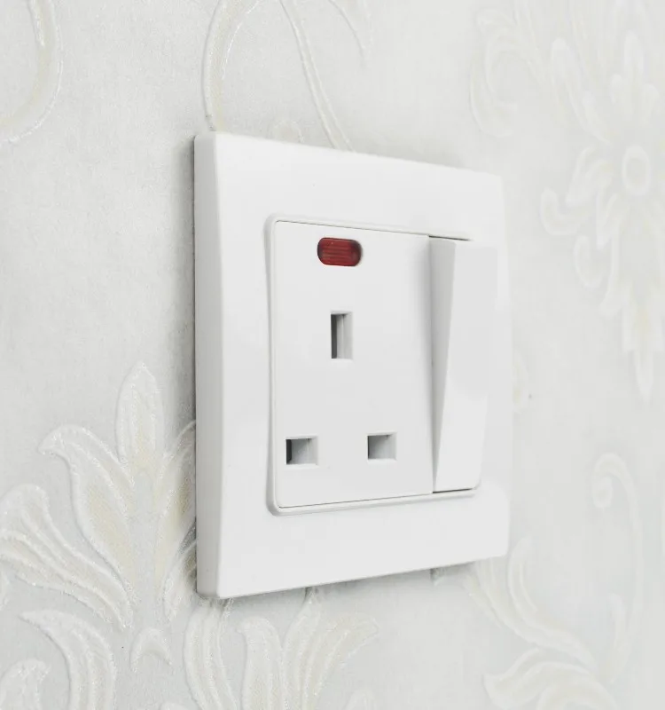 13amp swiched socket.jpg