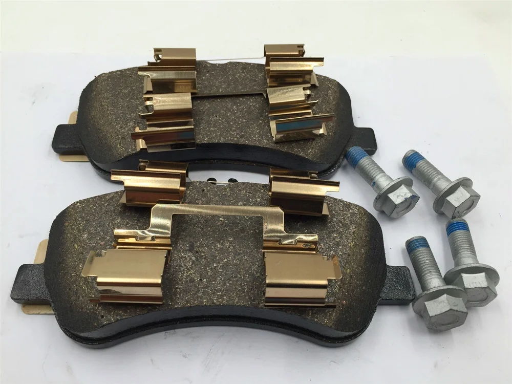 W204 W203 Front Brake Pad Kit For Benz W212 C200 Glk Front Brake Pad