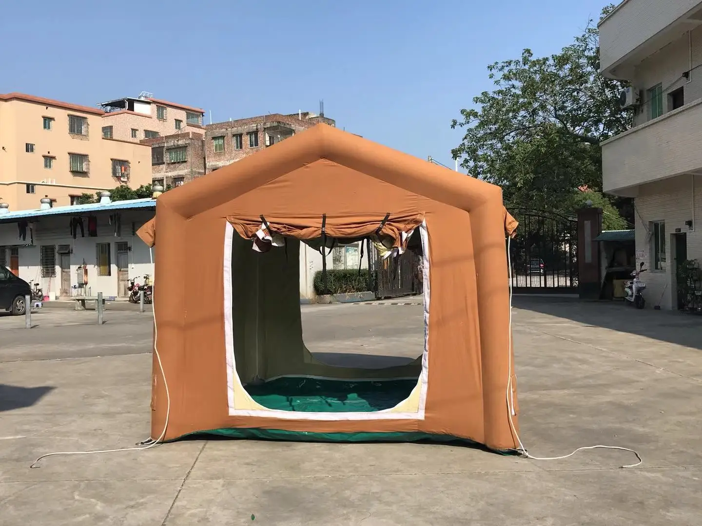 Waterproof Material Outdoor 3*3*2.5m Desert Inflatable Airtight Camping