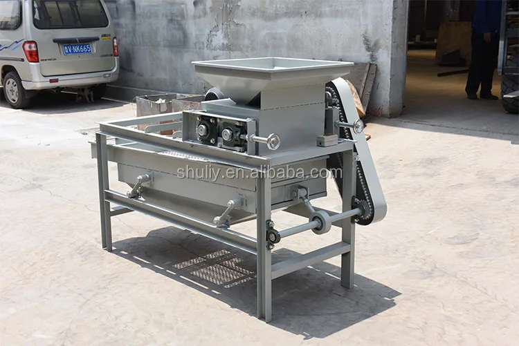Small Almond Apricot Cracking Shelling Machine Almond Nut Cracking