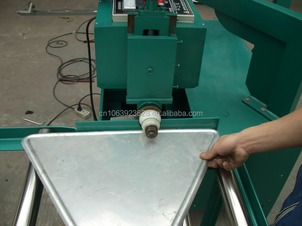 Traffic Sign Making Machine Aluminum Sheet Circle Cutting Triangle
