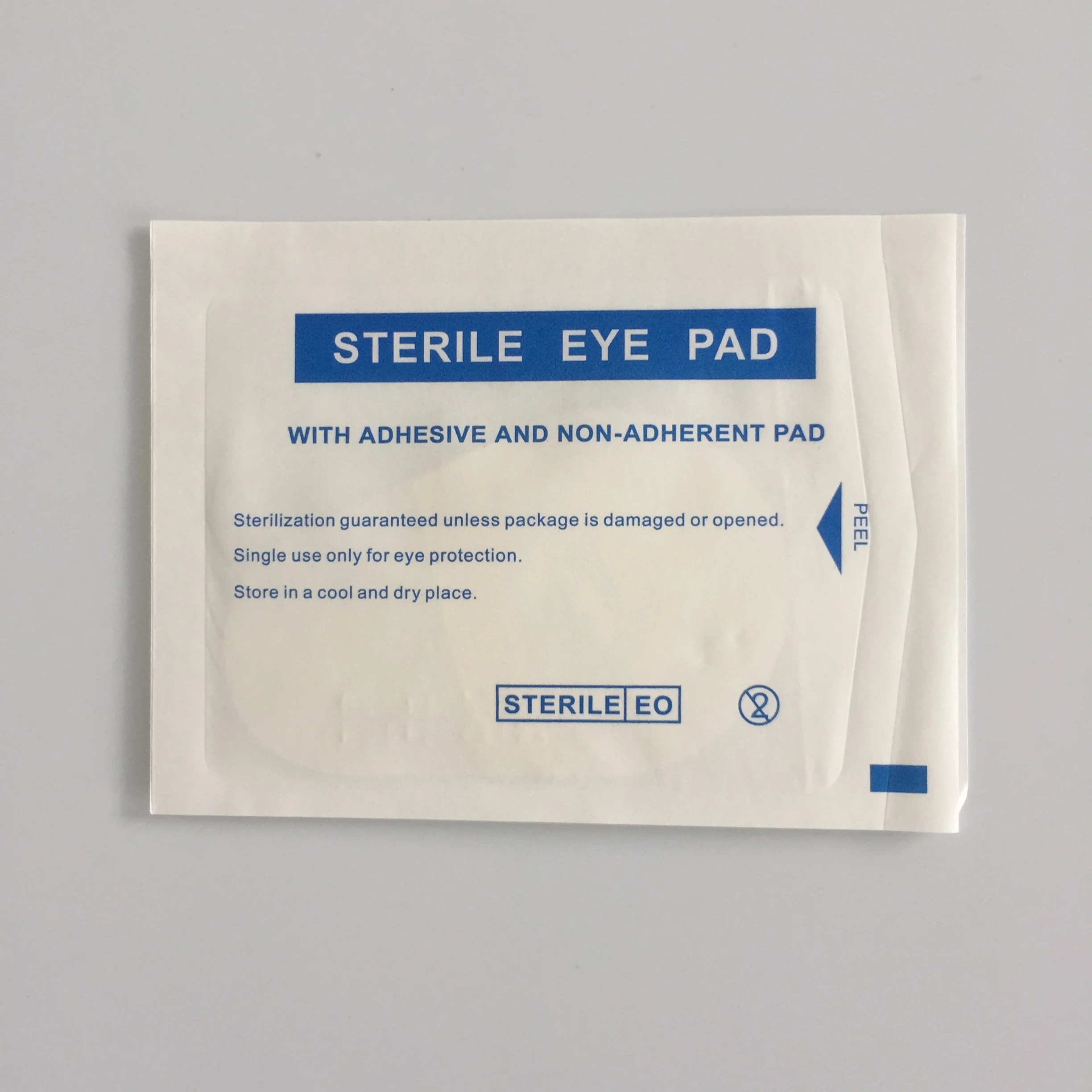 Medical Non Woven Eye Pads Soft Sterile With Adhesive Edge For Eye