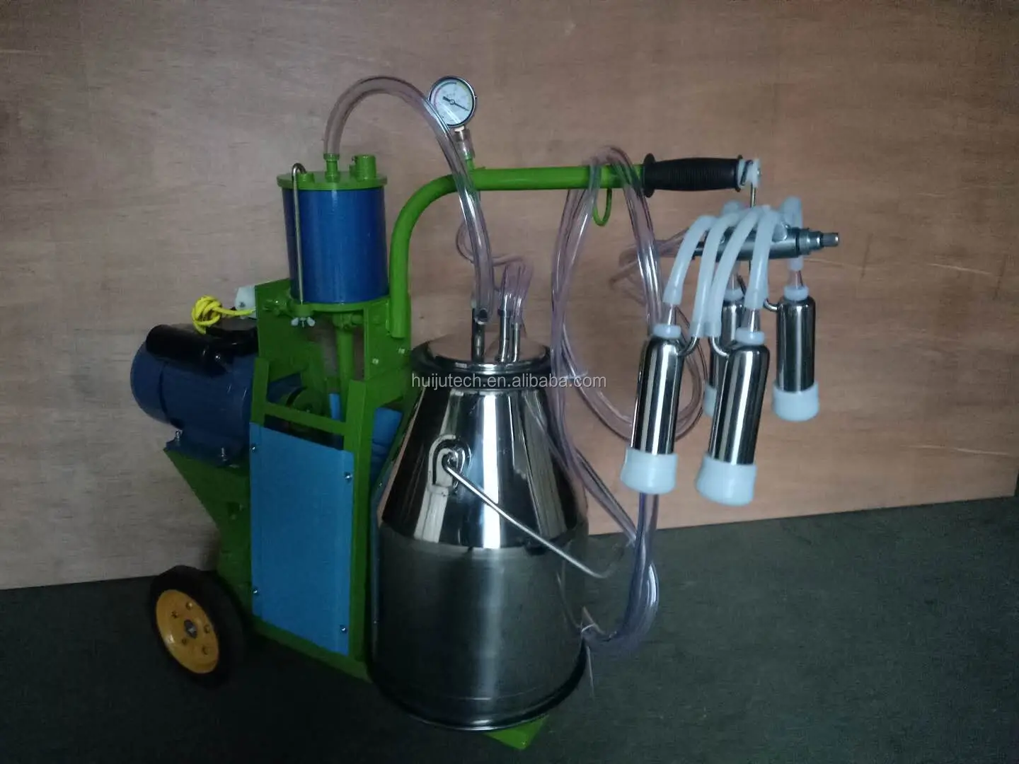 New Portable Single Bucket 304 Stainless Steel Cow Milking Machine Hj