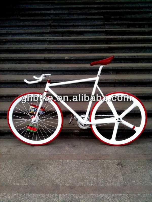 pink fixed gear bike