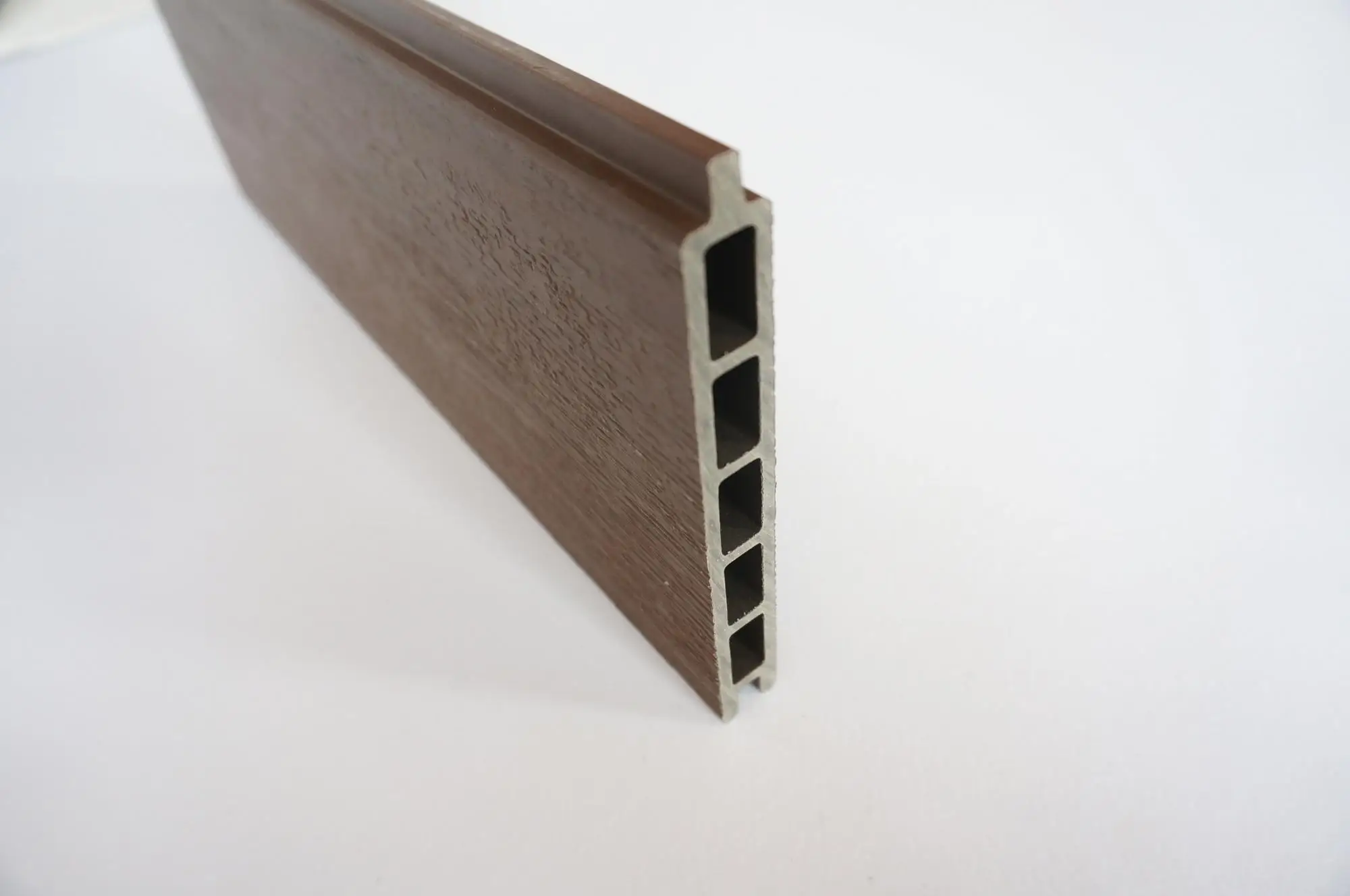 Hot selling wear resistant water resistance wood wpc fence