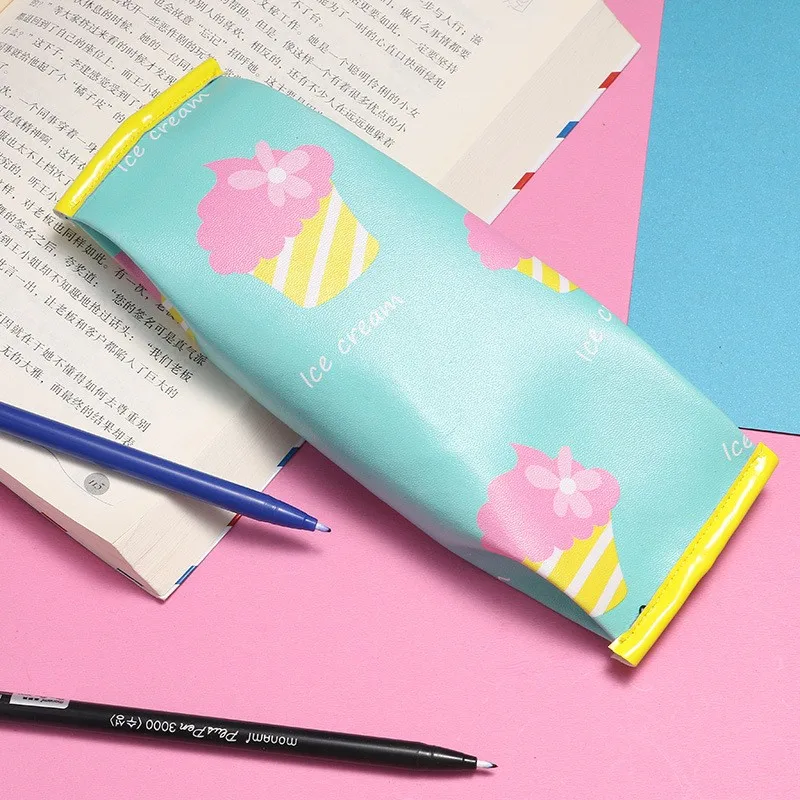 Taobao Hot Sale Custom Canvas Large Capacity Cartoon Student Cute Pen