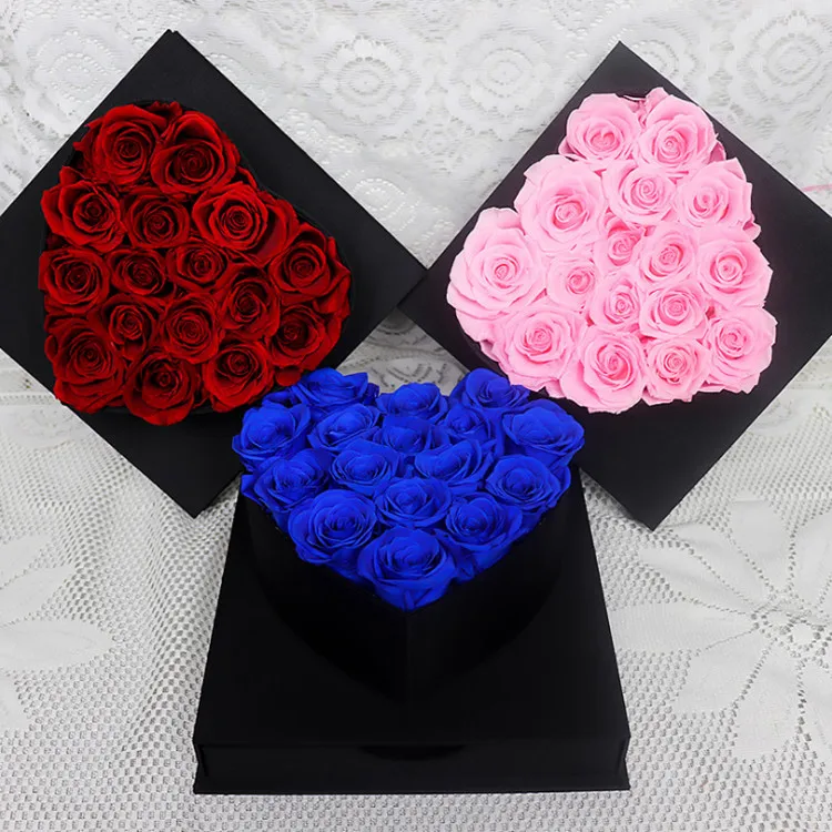 preserved rose in gift box.jpg