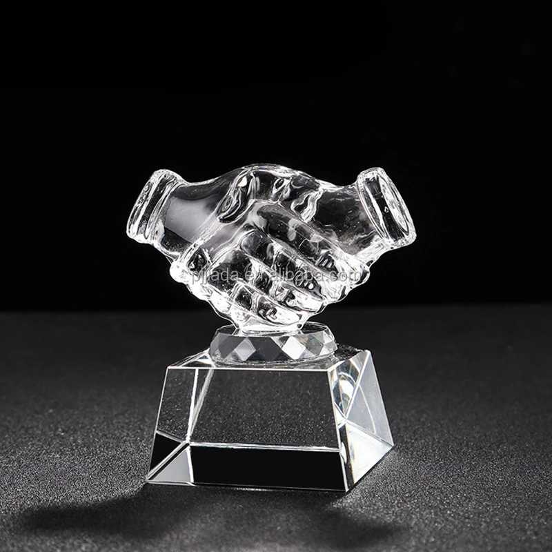 Wholesale Handshake Trophy Custom Competition Crystal Glass Trophy