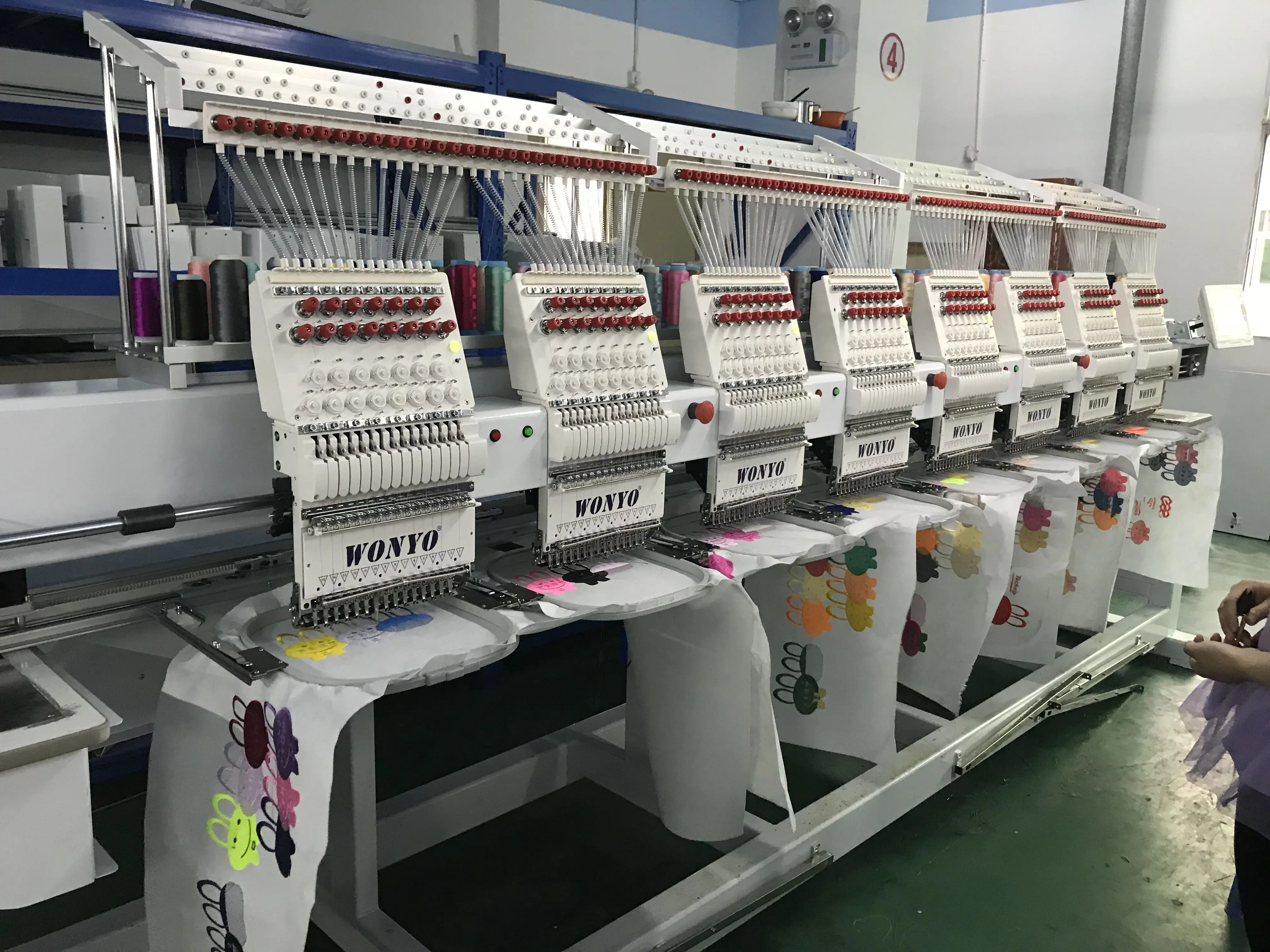 6 Head Cap And T-shirt Computerized Embroidery Machine With 12 Needles ...