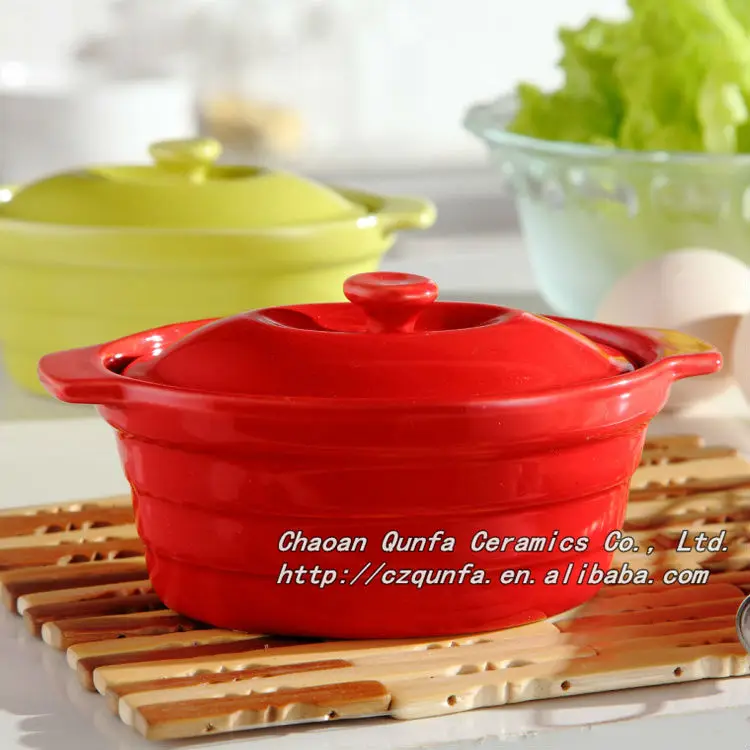 Solid color stoneware casserole wholesale cookware with lid