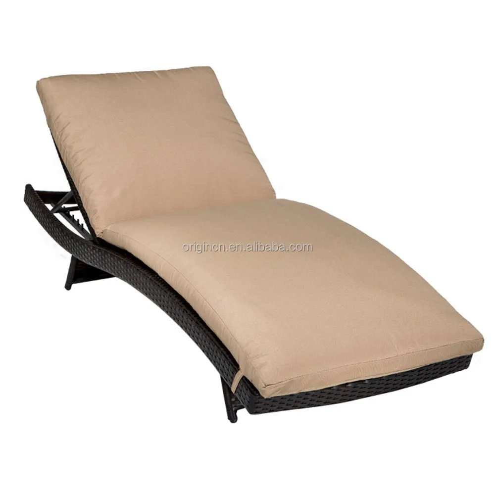 Cheap Wholesale Hotel Garden Use Outdoor Furniture Pe Rattan 2 Chaise Pool Sex Lounge Chair