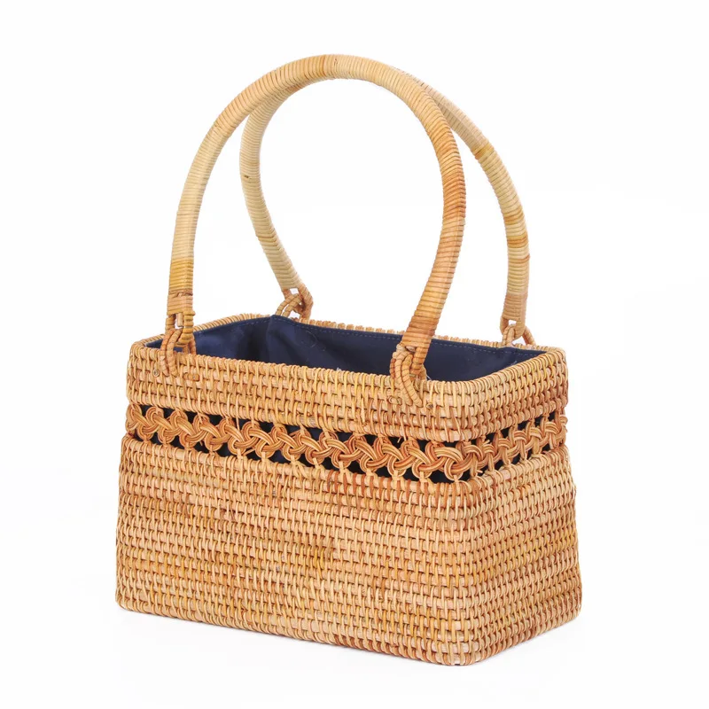 round woven tote