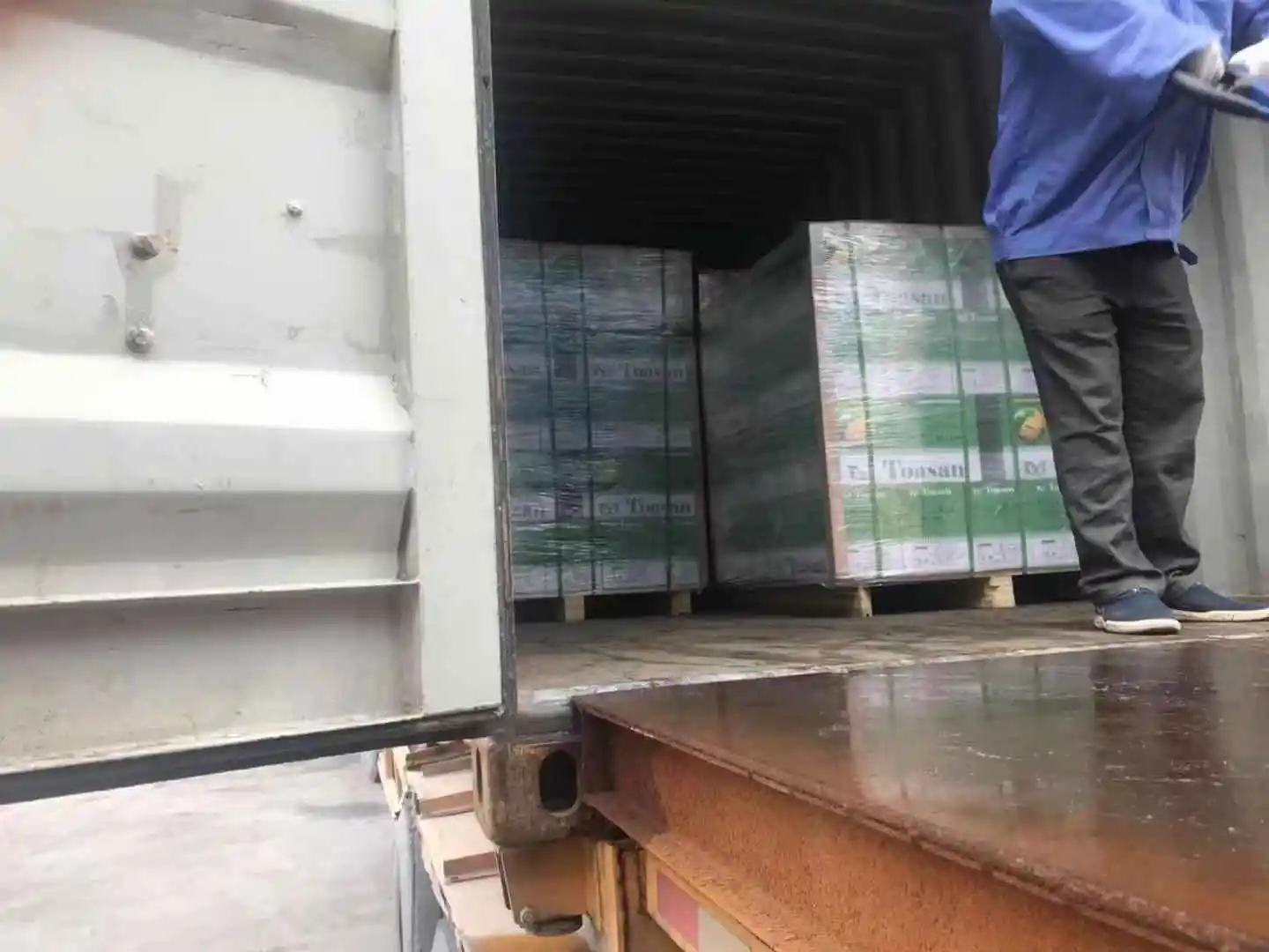 Pictures of loading4.jpg