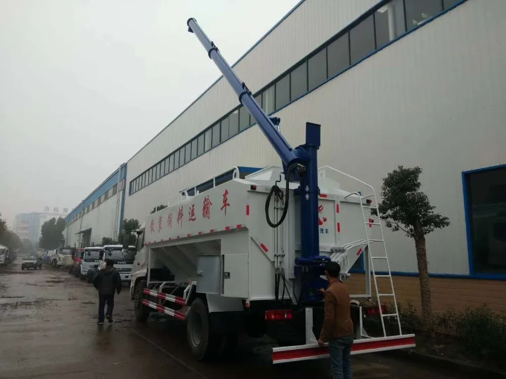 Mini Bulk Feed Transport Trucks For Sale/3ton 6m3 Aminal Bulk Feed