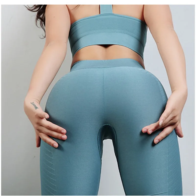 Are Yoga Pants In Style