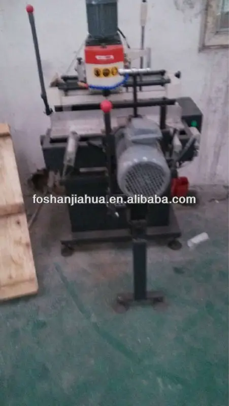 Замок-отверстие обработки машины для алюминиевого сплава и ПВХ двери и Windows