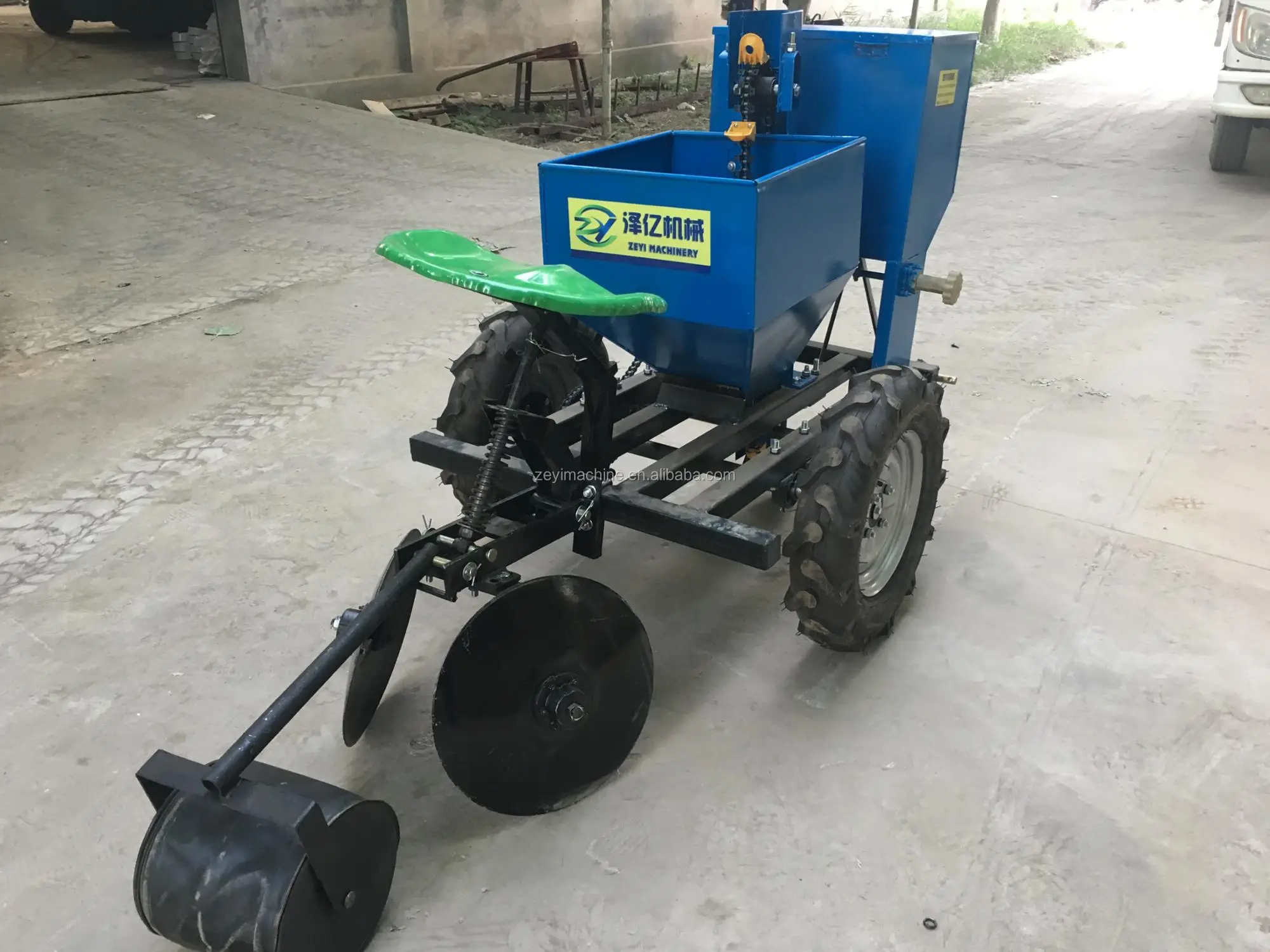 Tractor Potato Seeder,2cm Series Potato Seeder,Potato Planting Machine
