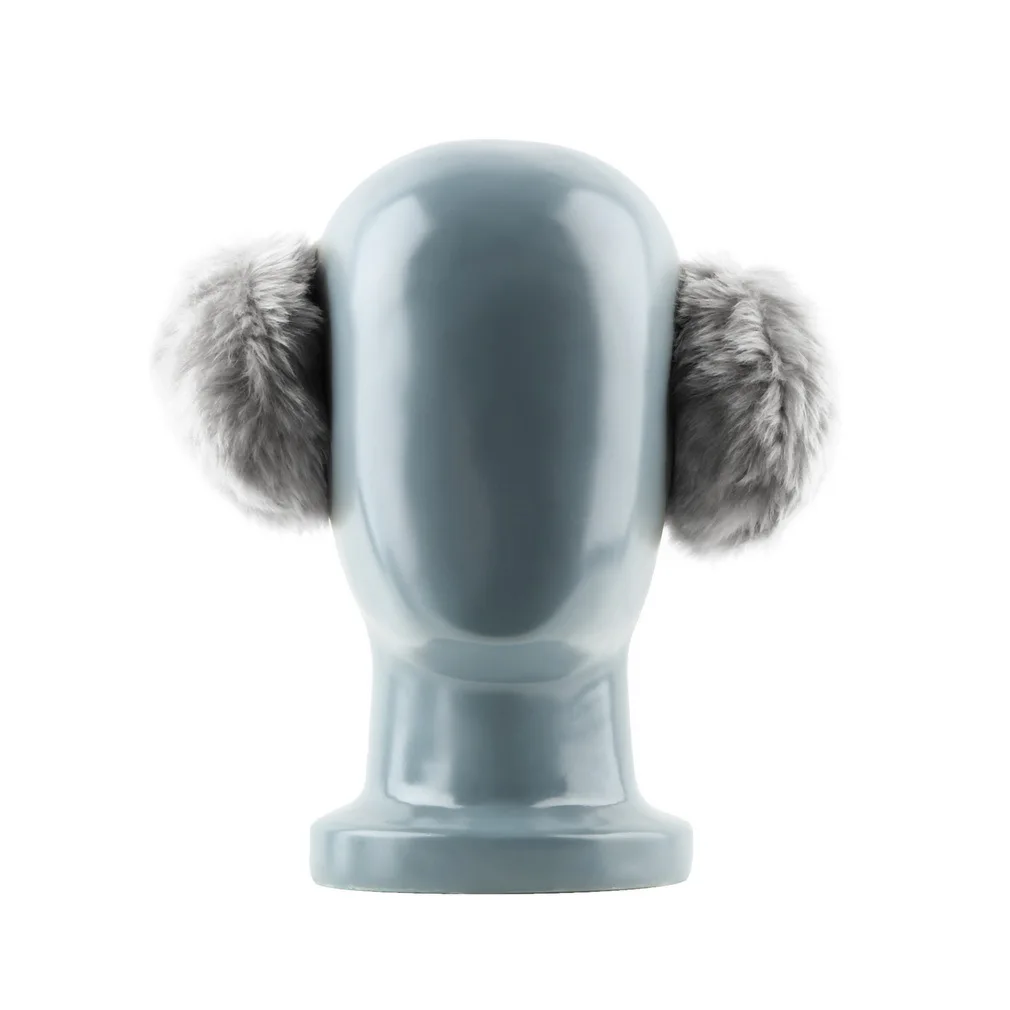 Мех животного. Мех каракуль-каракульча. Звук мех. Расчесывание меха. Зимние наушники.