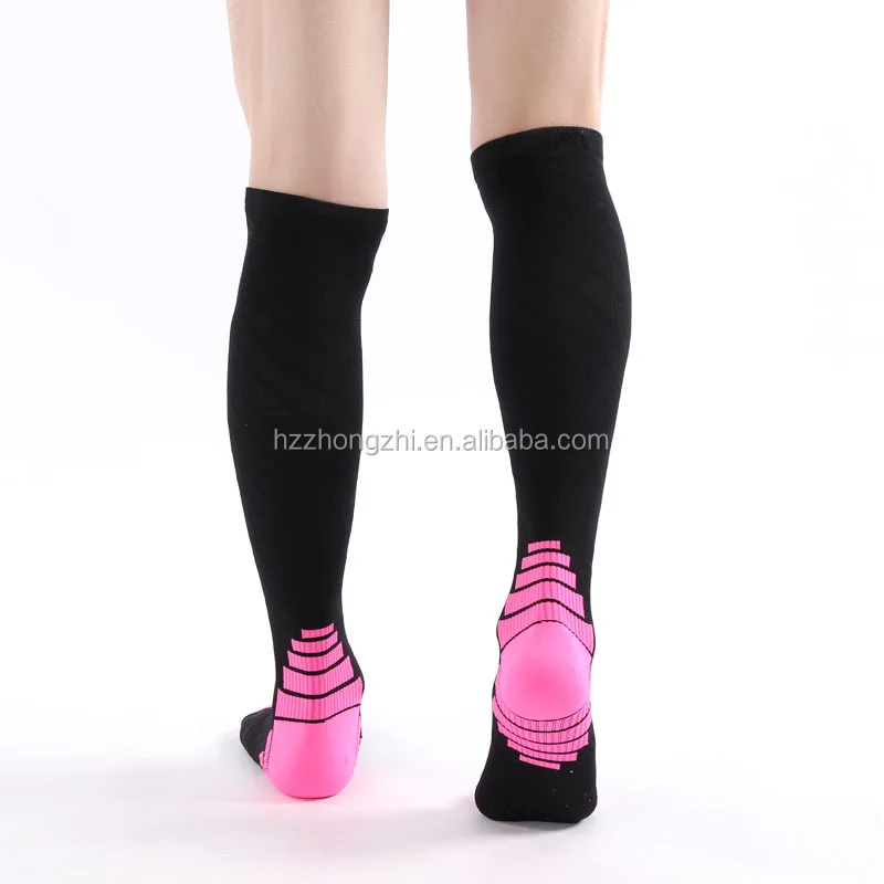 Copper fiber athlete knee compression socks graduated 20-30mmHg