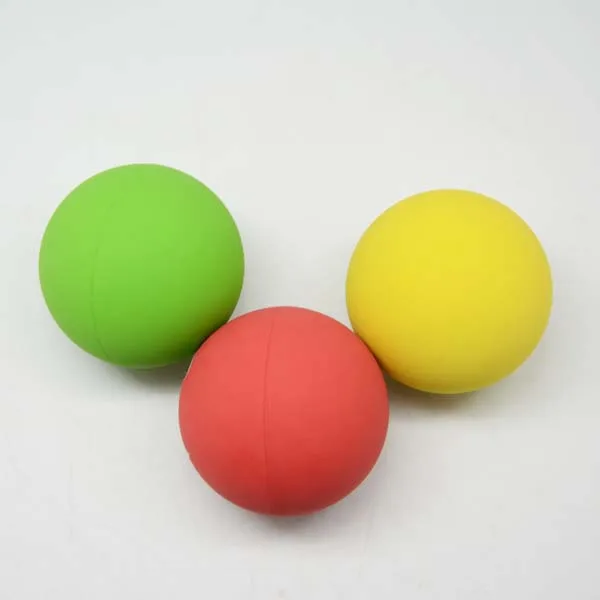 Диаметр теннисного мяча. Игрушки мелкие шариками. Мячик с изменением отскока. Мячи в древности. Мячи для жонглирования декатлон.