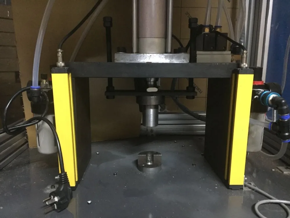 N2o Cartridge Filling Machine For 8g Nitrous Oxide Laugh Gas Canister