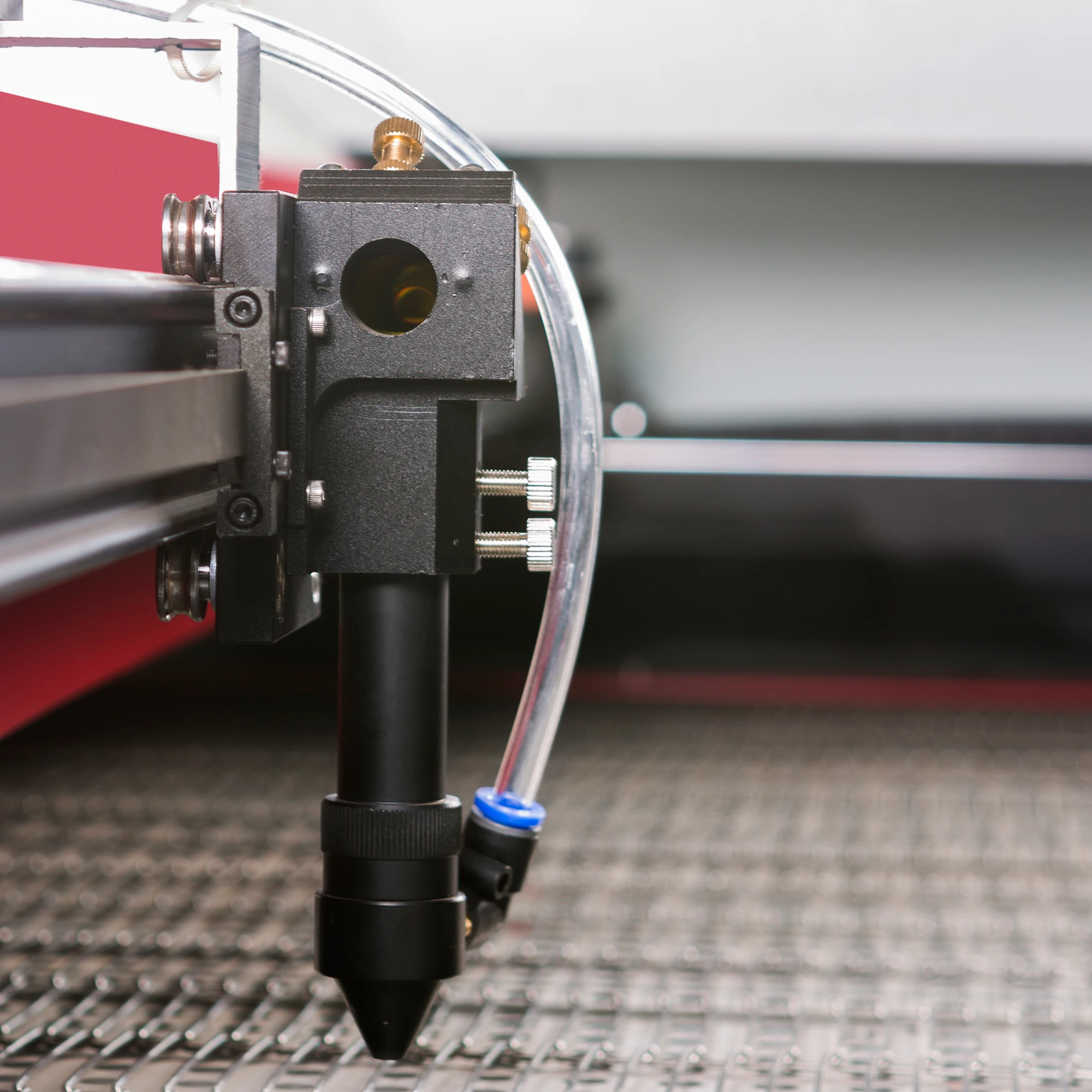 Aol 1610 Auto Feed Cnc Laser Cutting Rubber Rugs Carpets Mats Machine Buy Cnc Laser Cutting