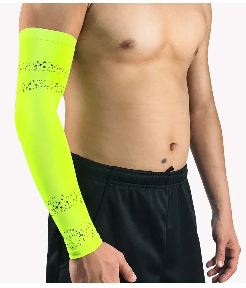 Компрессионный рукав спортивный