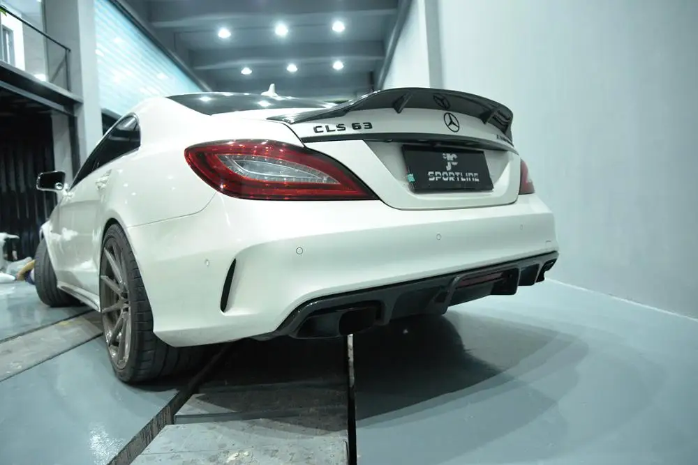 Carbon Fiber Car Diffuser For Ben Z W218 Cls63 Amg 1517 Buy W218 Cls