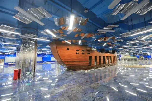GUANGZHOU METRO STATION.jpg