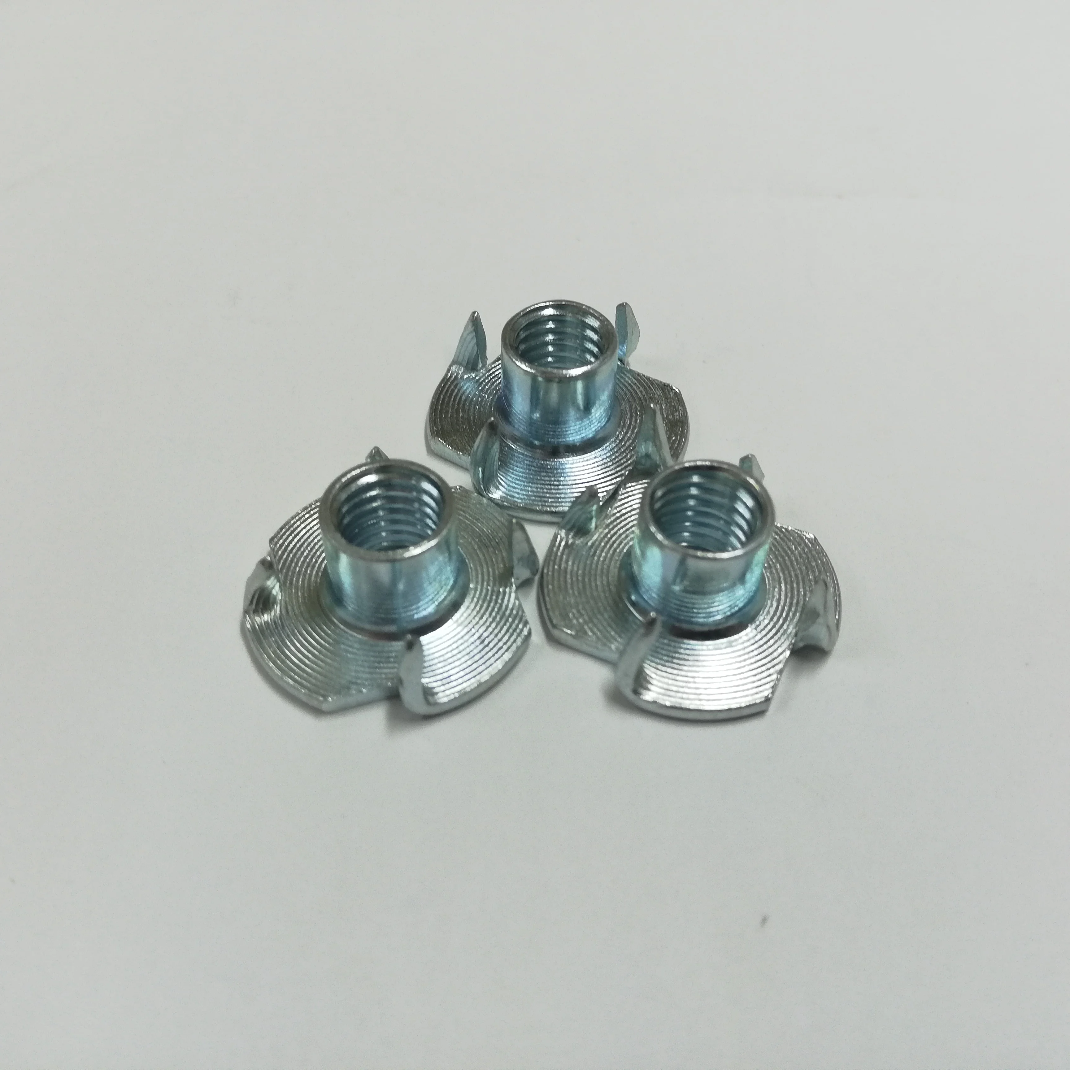 M6//6mm Pernos De Carro Con Tuercas /& Arandelas Copa Cuadrado Entrenador Tornillos Cinc Plateado