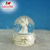 BSCI compliant factory Water Globe souvenir with Resin Angel Decoration,dancing couple snow globe