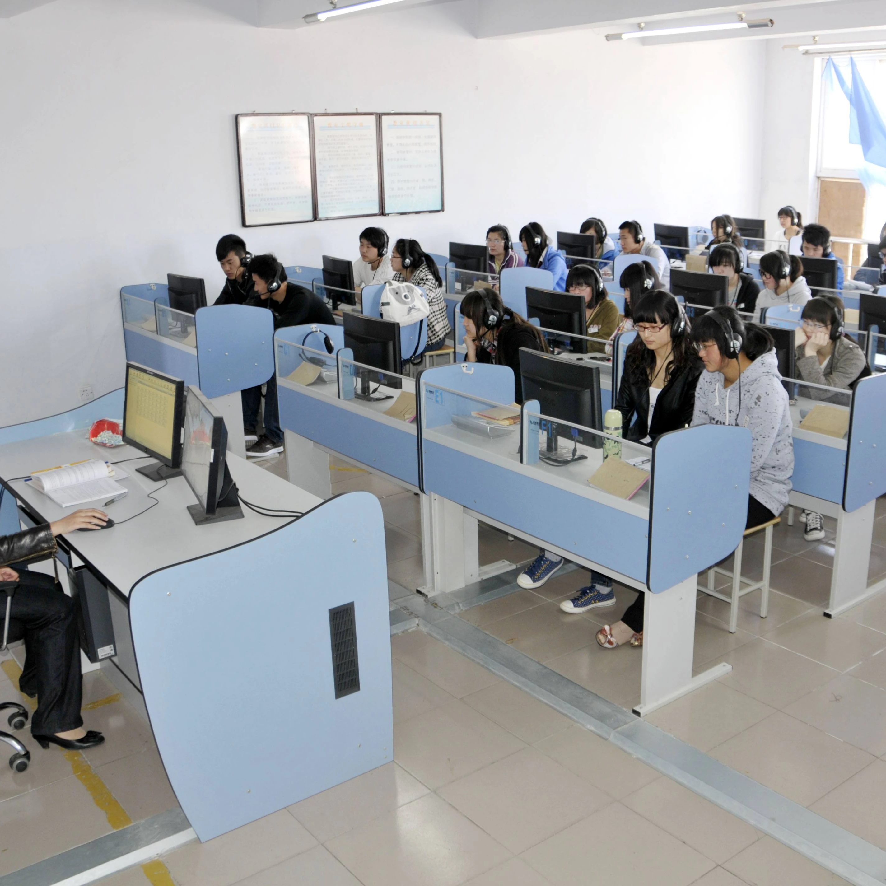 Guangzhou Language Control Lab Language Lab Bench Table For Lab
