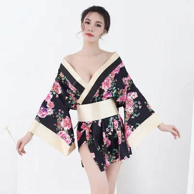 kimono tradicional feminino