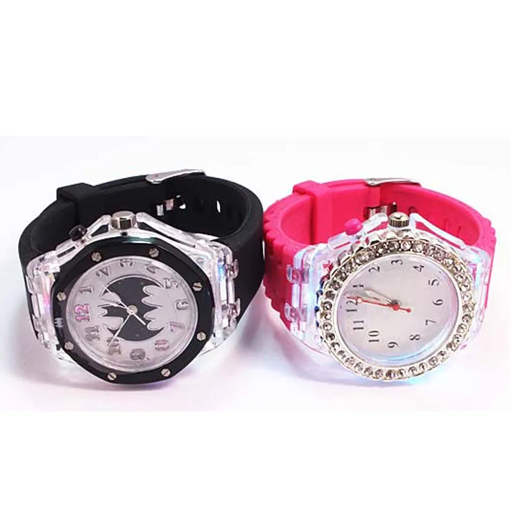 来自中国制造的深圳手表工厂的定制 logo 硅胶孩子手表